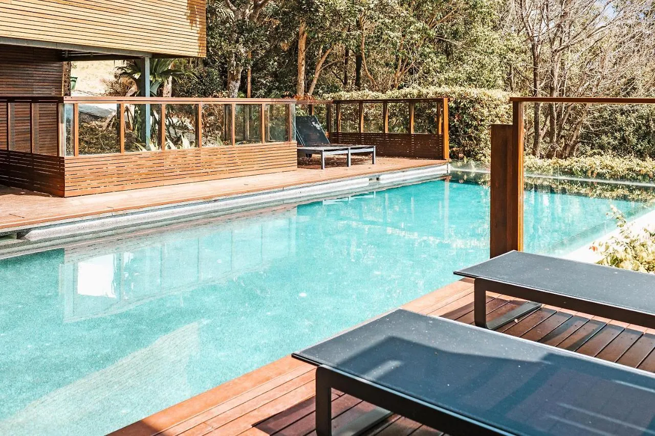 Vila Montville Resort Style Holiday Retreat With Pool Perwillowen