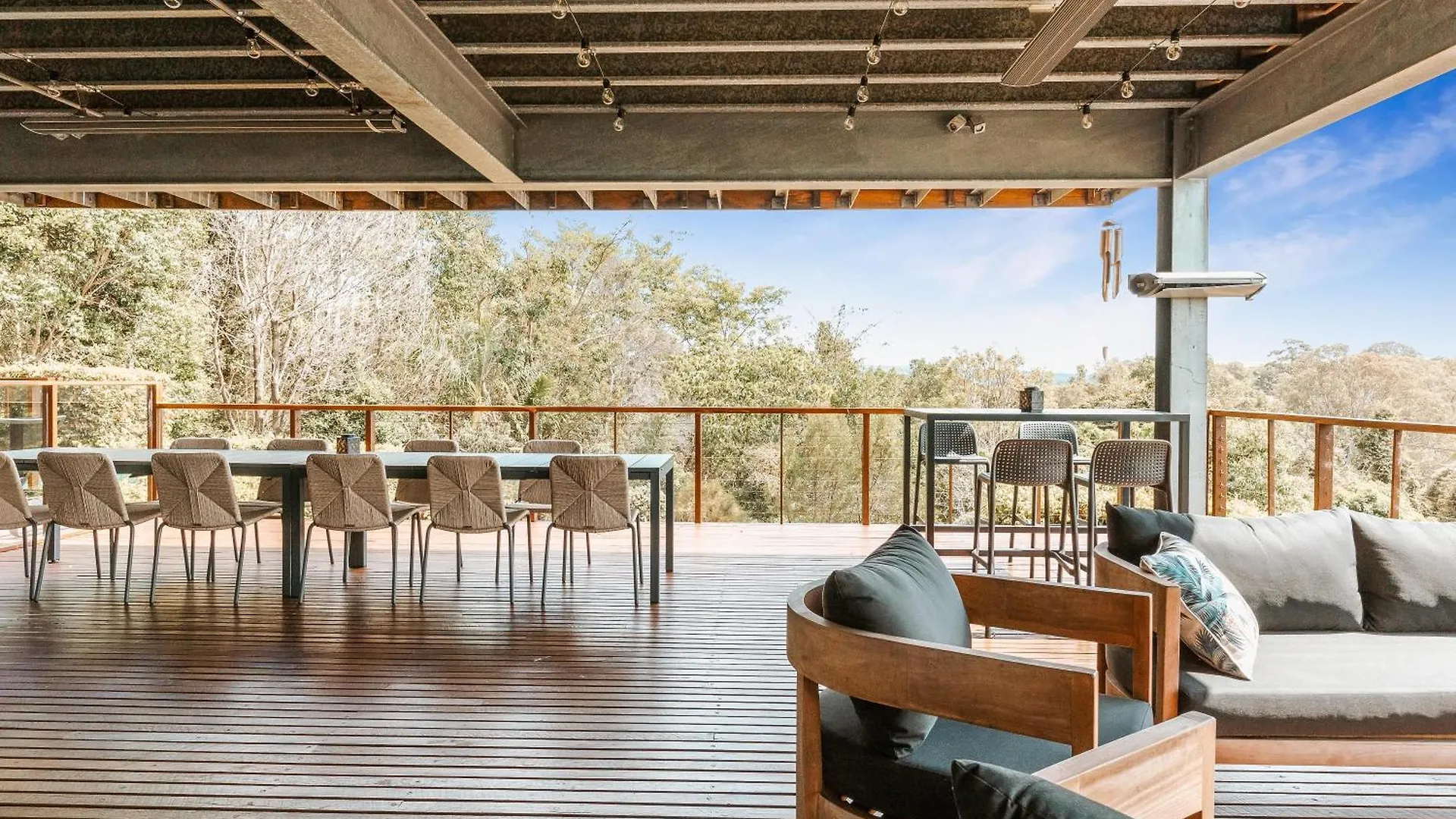 Montville Resort Style Holiday Retreat With Pool Perwillowen