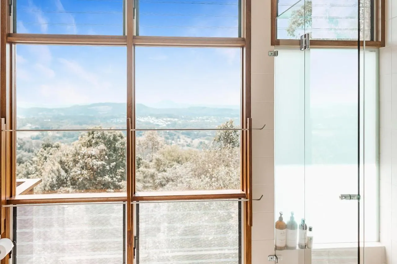 Montville Resort Style Holiday Retreat With Pool Perwillowen Villa