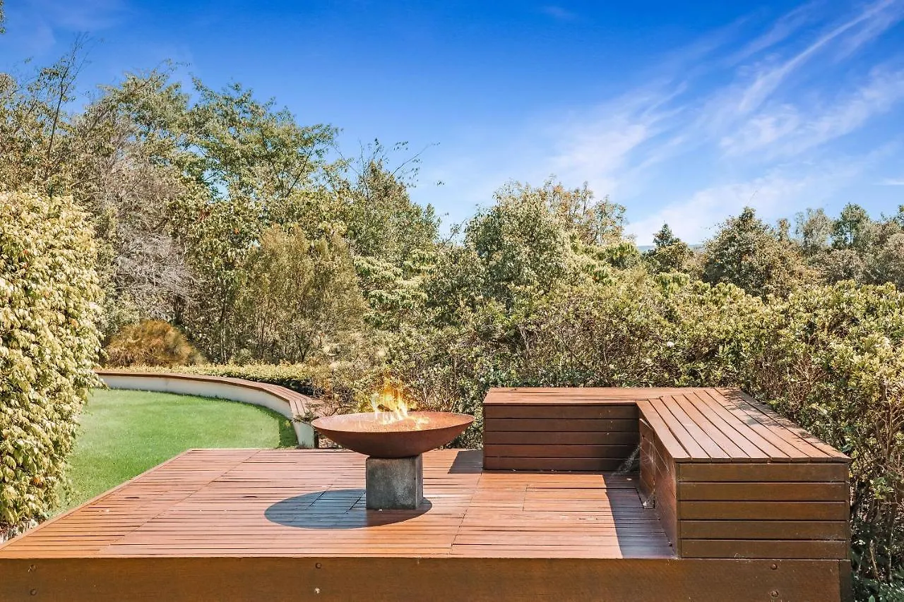 Montville Resort Style Holiday Retreat With Pool Perwillowen Villa
