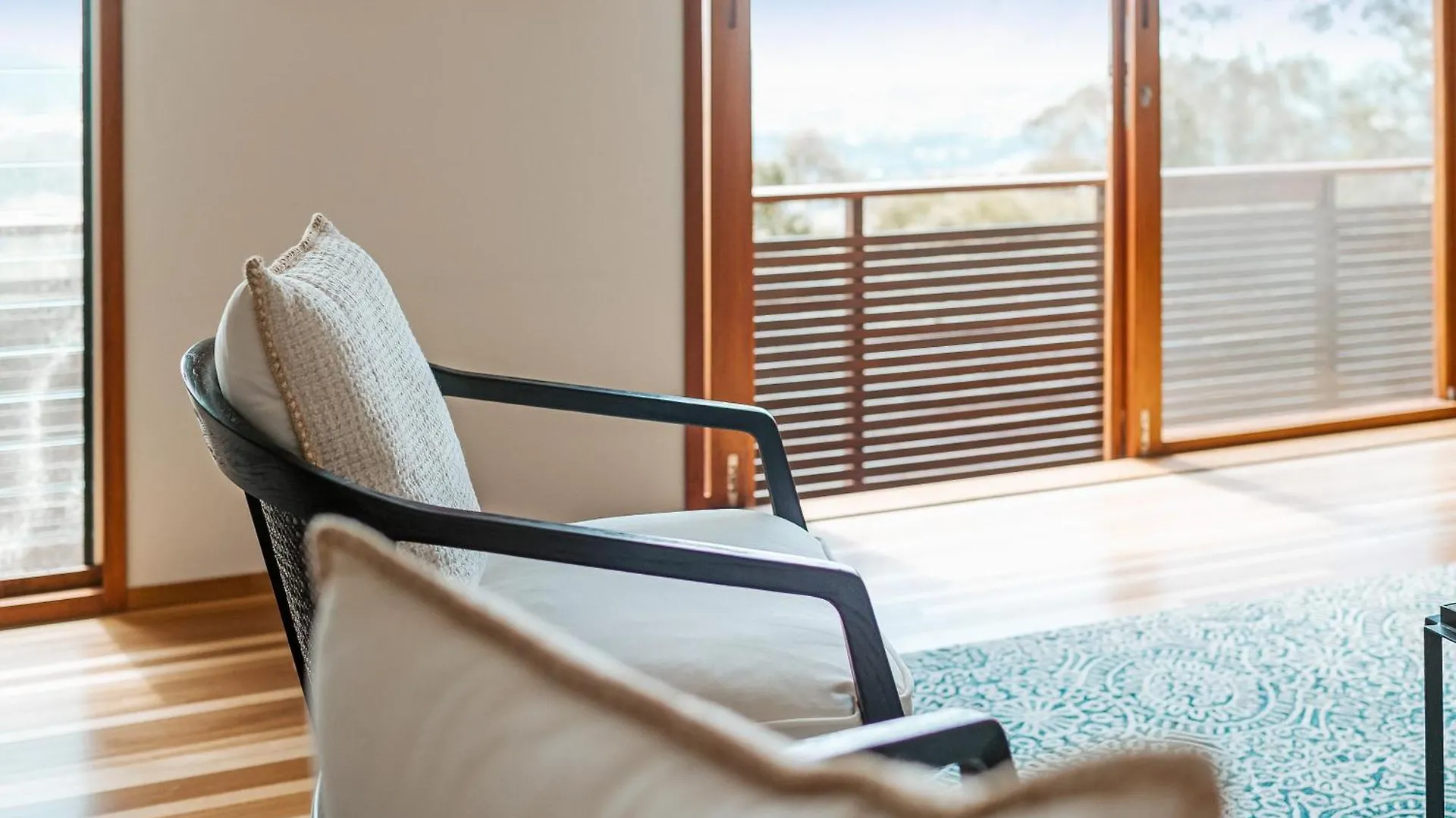 Villa Montville Resort Style Holiday Retreat With Pool Perwillowen