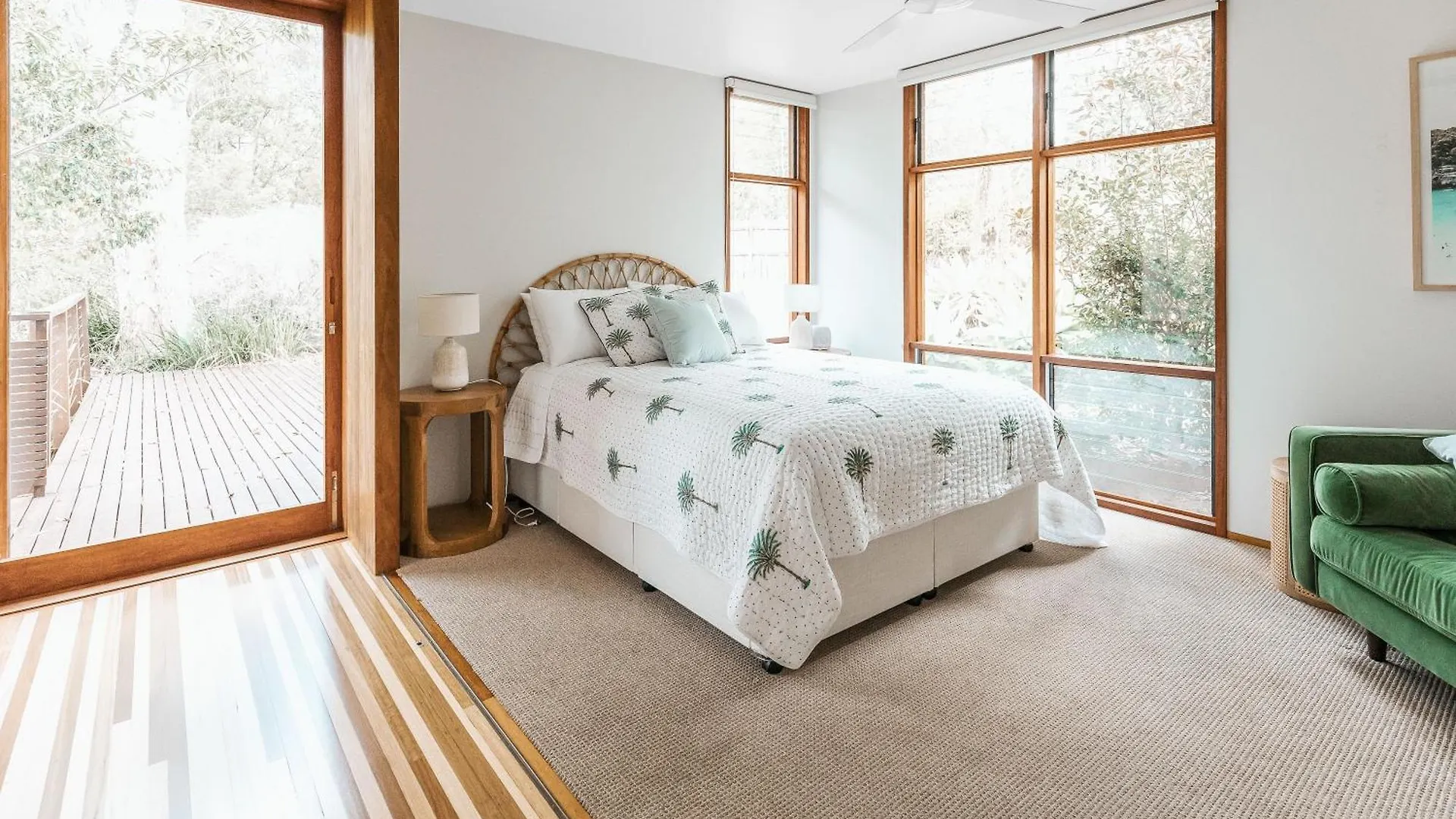 Villa Montville Resort Style Holiday Retreat With Pool Perwillowen